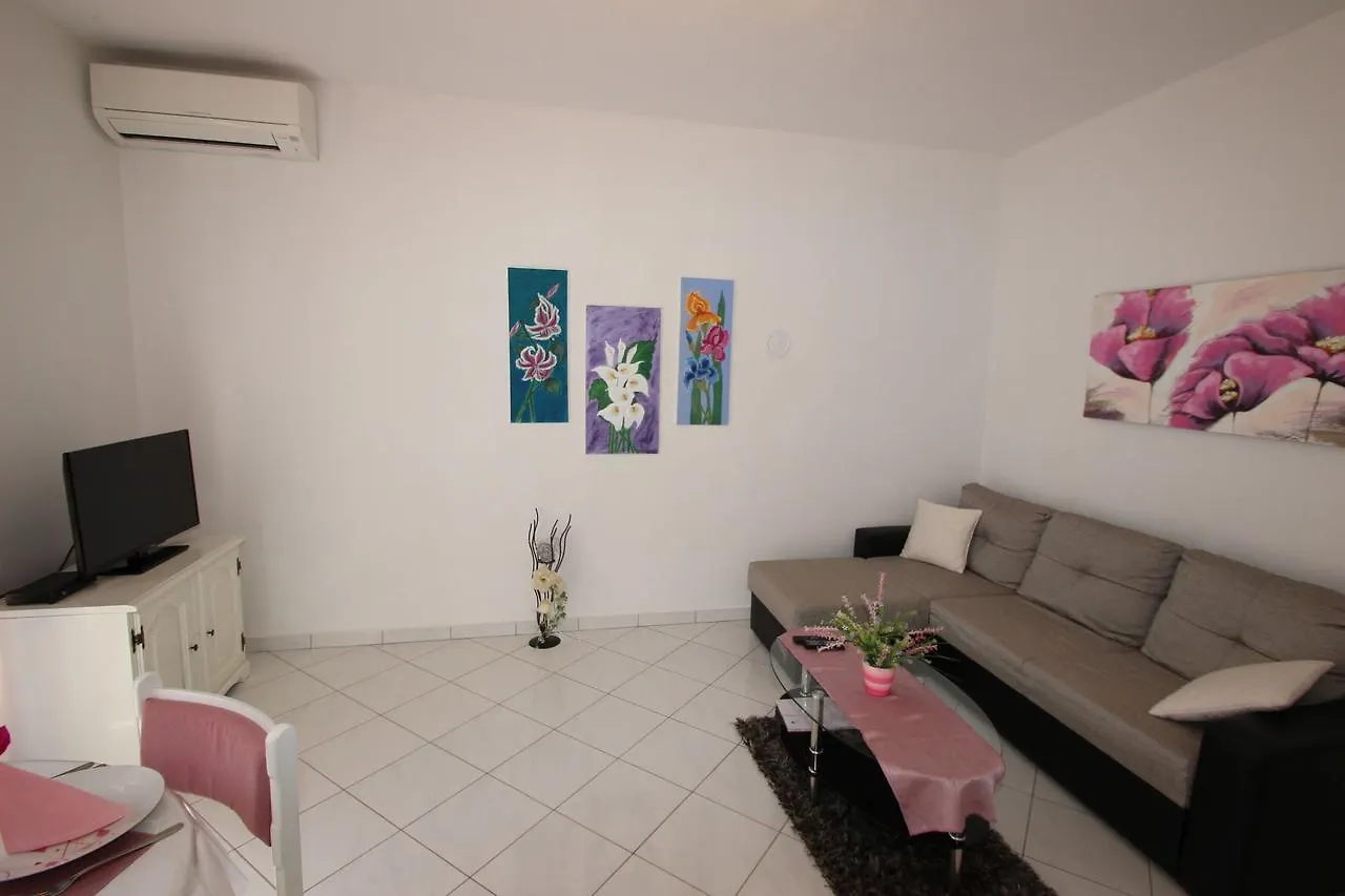 Apartments Ernesta Porec