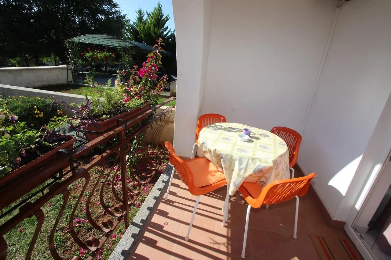 Apartments Ernesta Porec