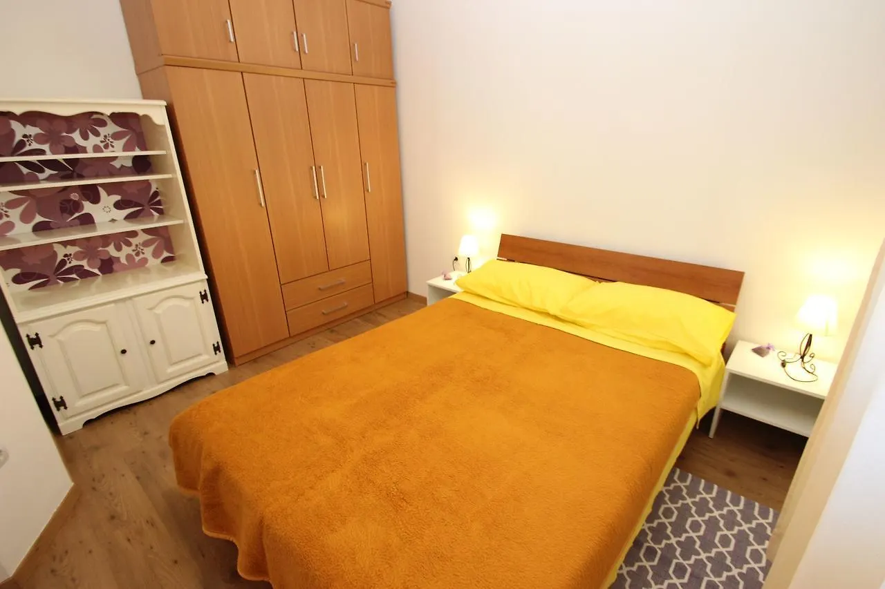 Apartments Ernesta Porec