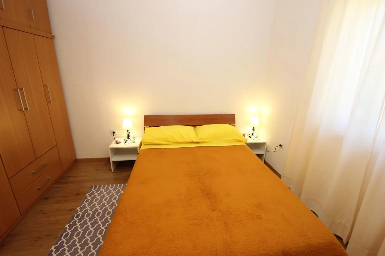 Apartments Ernesta Porec